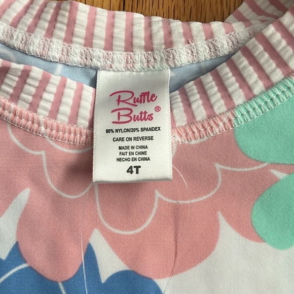 NWT RUFFLE BUTTS pastel petals two piece swim rashguard  4t - Picture 2 of 5